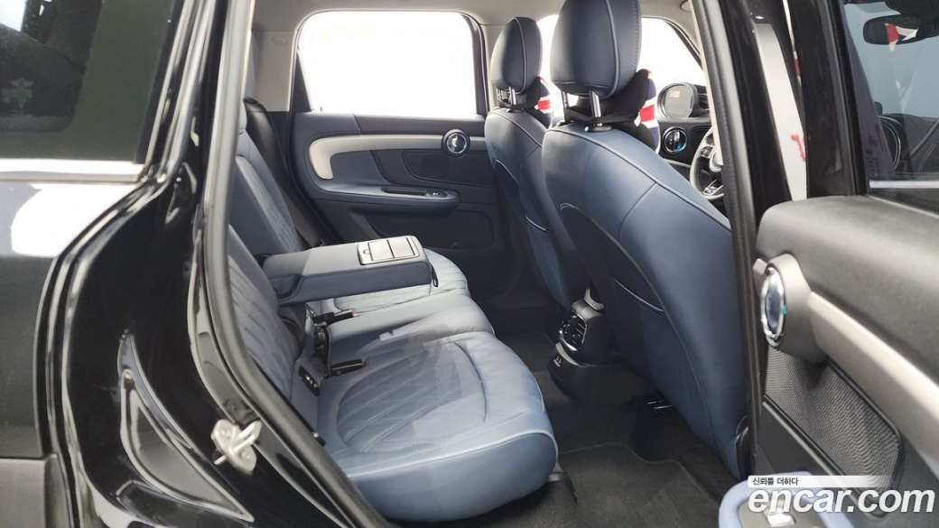 Mini Countryman ALL4 Classic Launch Pack, 2023