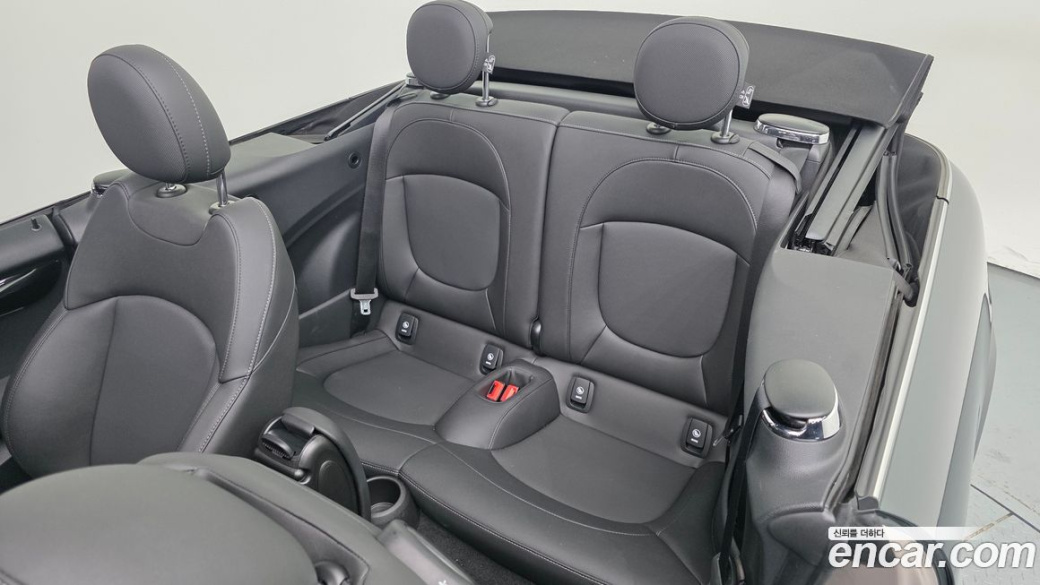Mini Cooper Convertible Classic, 2024