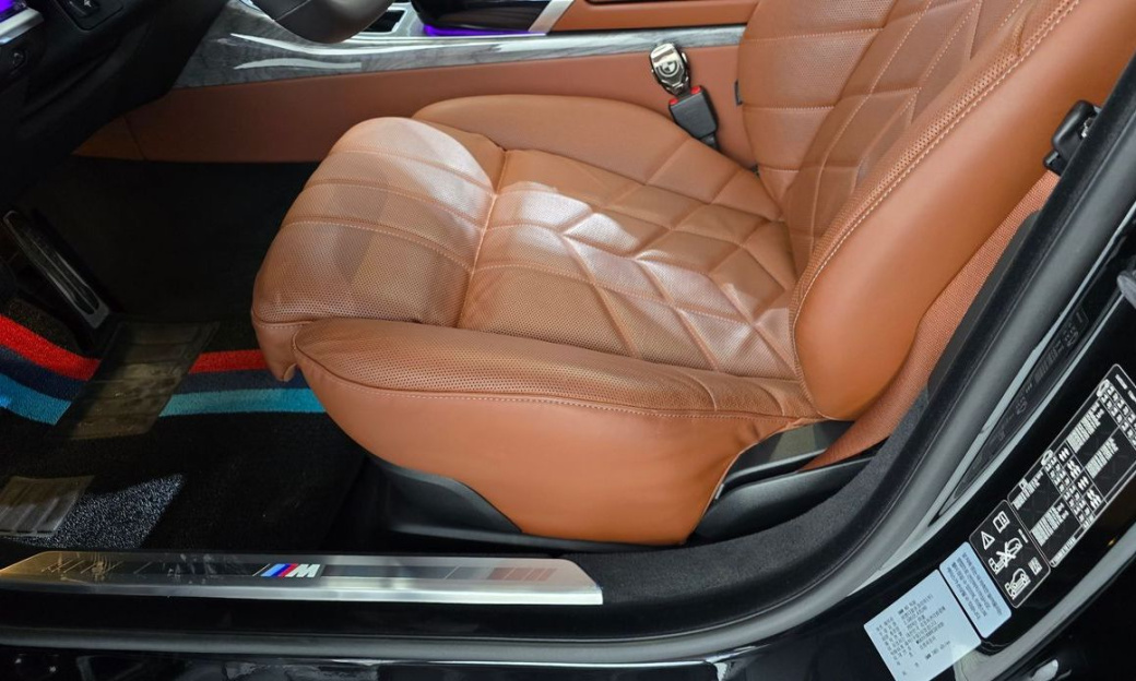 BMW 7-Series 740i xDrive M Sport, 2024