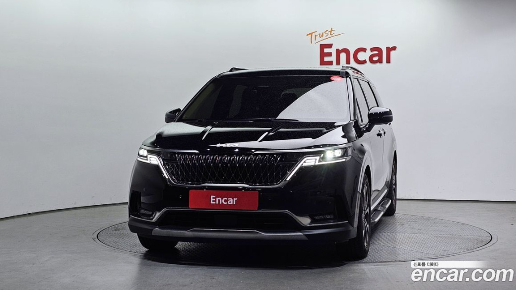 Kia Carnival 9-Seater Noblesse, 2023