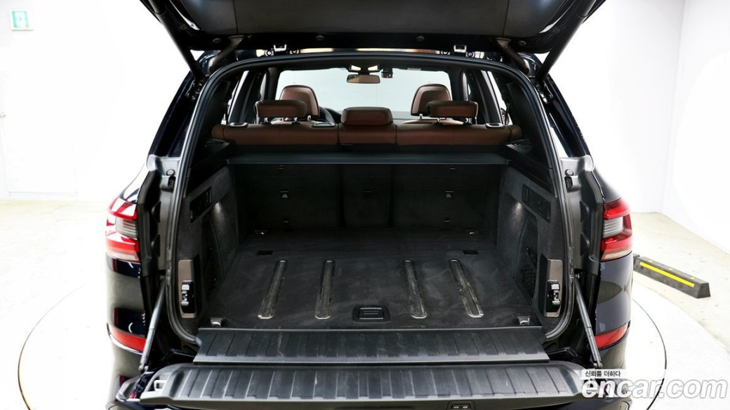BMW X5 xDrive 40i M Sport, 2022