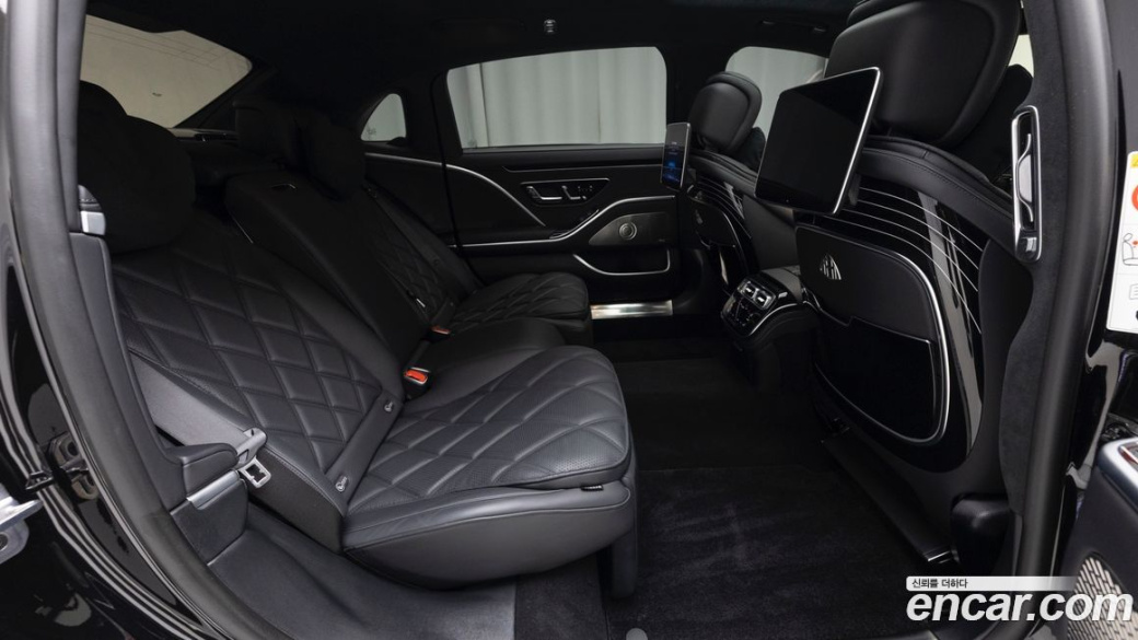 Mercedes-Benz S-Class Maybach S580 4MATIC, 2024