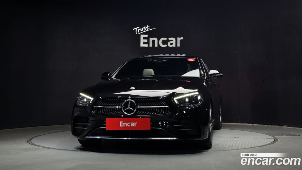 Mercedes-Benz E-Class E250 AMG Line, 2023