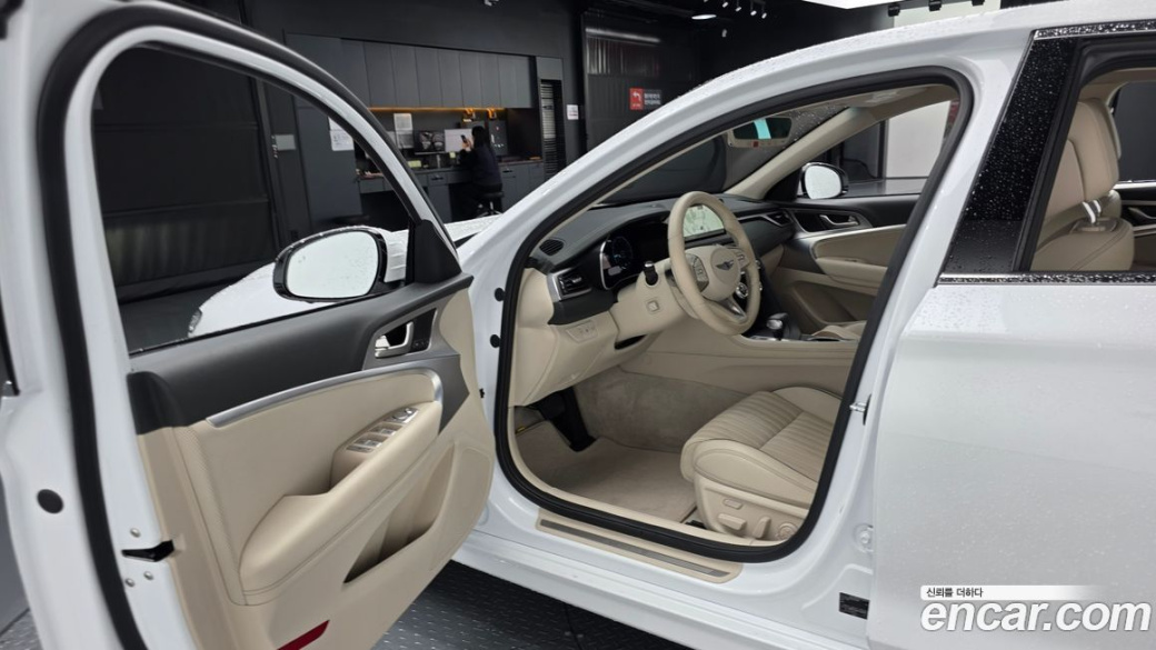 Genesis G70 Gasoline 2.0T 4WD, 2023