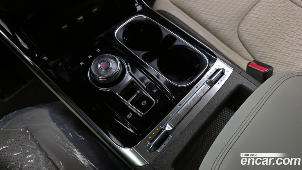 Kia Carnival 9-Seater Hi-Limousine, 2022