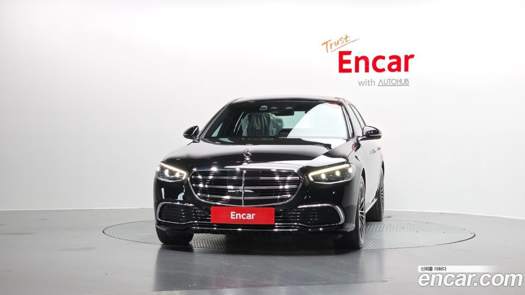 Mercedes-Benz S-Class S350 d 4MATIC, 2025