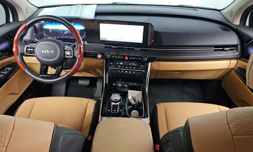 Kia Carnival 9-Seater Signature, 2023