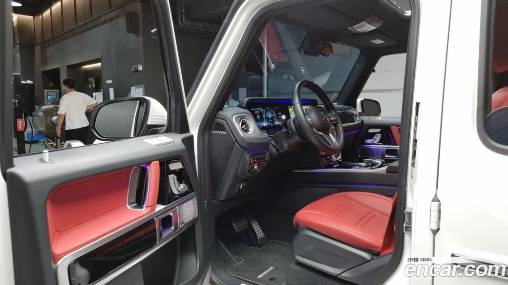 Mercedes-Benz G-Class G400d, 2023