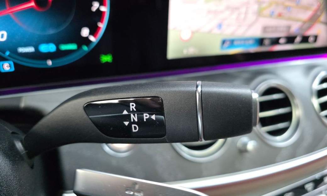 Mercedes-Benz E-Class E350 4MATIC Exclusive, 2023