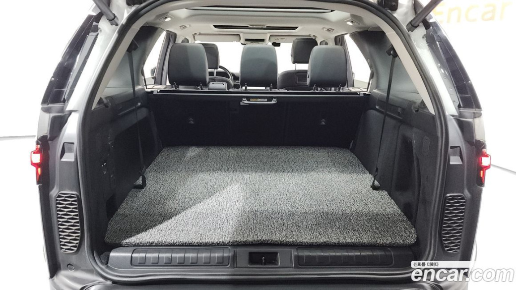 Land Rover Discovery D250 S, 2023