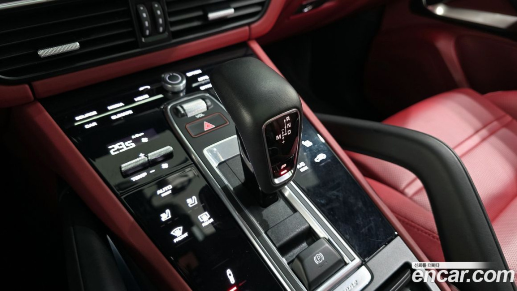 Porsche Cayenne 4.0 Turbo, 2022