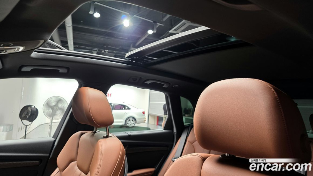 Audi Q5 45 TFSI Quattro Premium, 2023