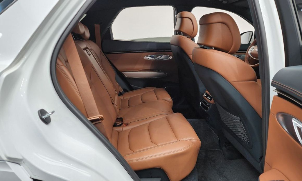 Genesis GV70 2.5T Gasoline 2WD, 2022