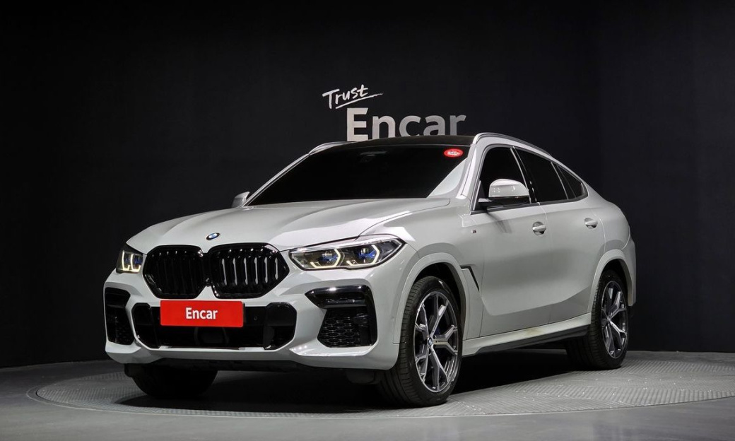 BMW X6 xDrive30d M Sport, 2022