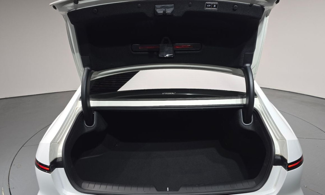 Hyundai Grandeur 2,5 Gasoline 2WD, 2024