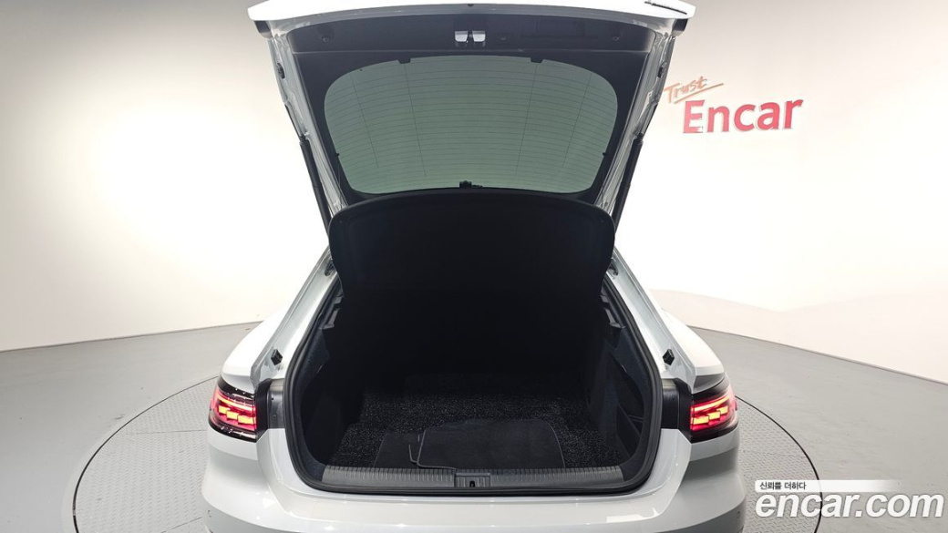 Volkswagen Arteon 2.0 TDI R-LIINE 4Motion, 2022
