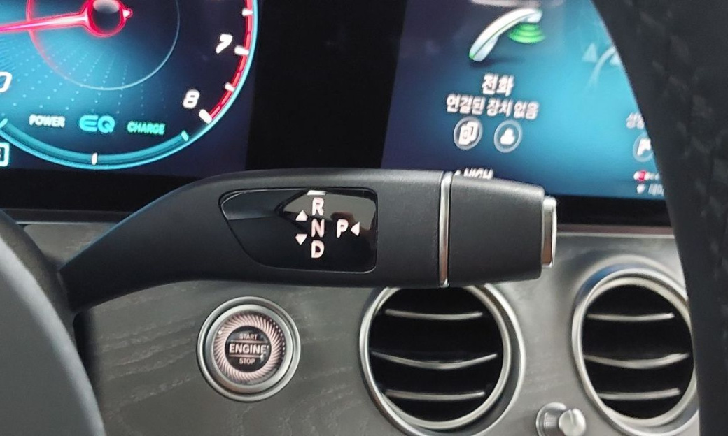 Mercedes-Benz E-Class E350 4MATIC AMG Line, 2022