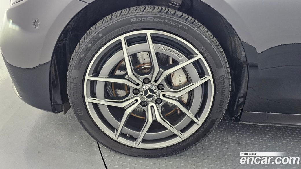 Mercedes-Benz E-Class E220d 4MATIC AMG Line, 2022