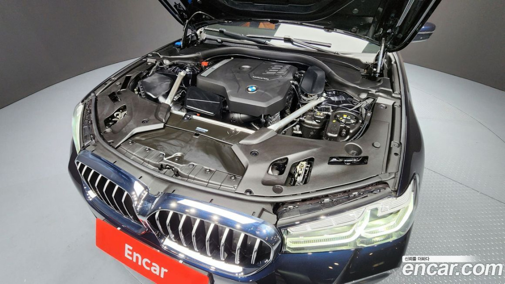 BMW 5-Series 520i M Sport, 2023