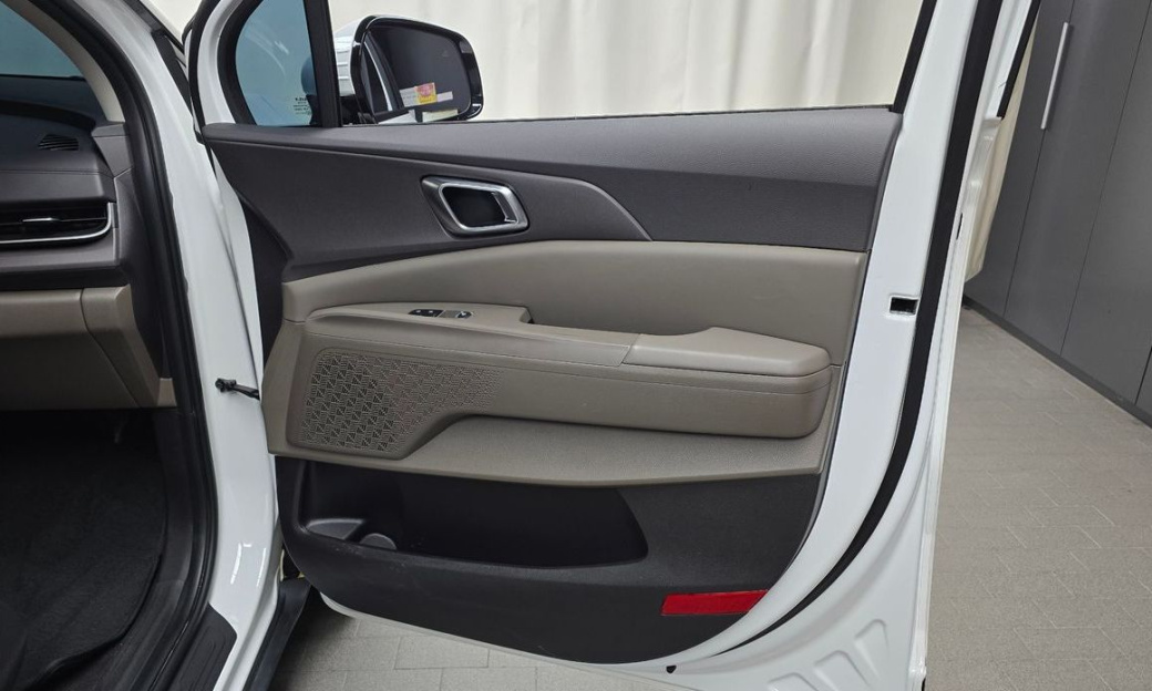 Kia Carnival 9-Seater Noblesse, 2025