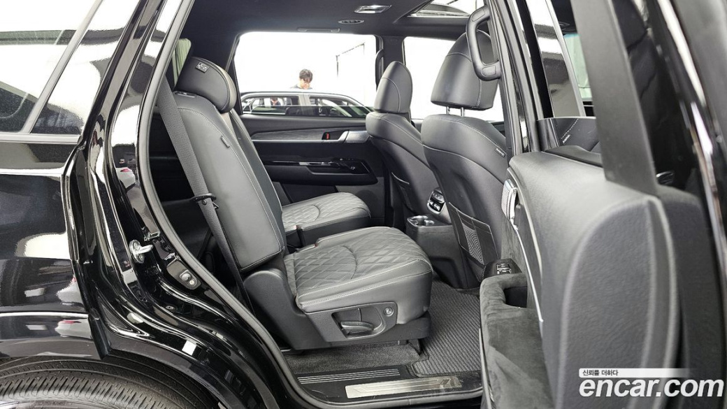 Kia Mohave Diesel 3.0 4WD 6-Seater, 2022