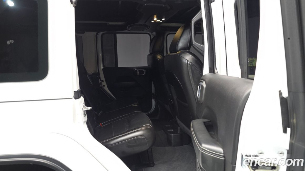 Jeep Wrangler 2.0 Overland Power Top 4Door, 2021