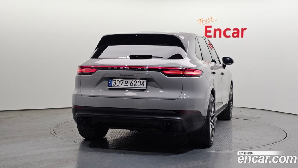 Porsche Cayenne 3.0 PLATINUM EDITION, 2023
