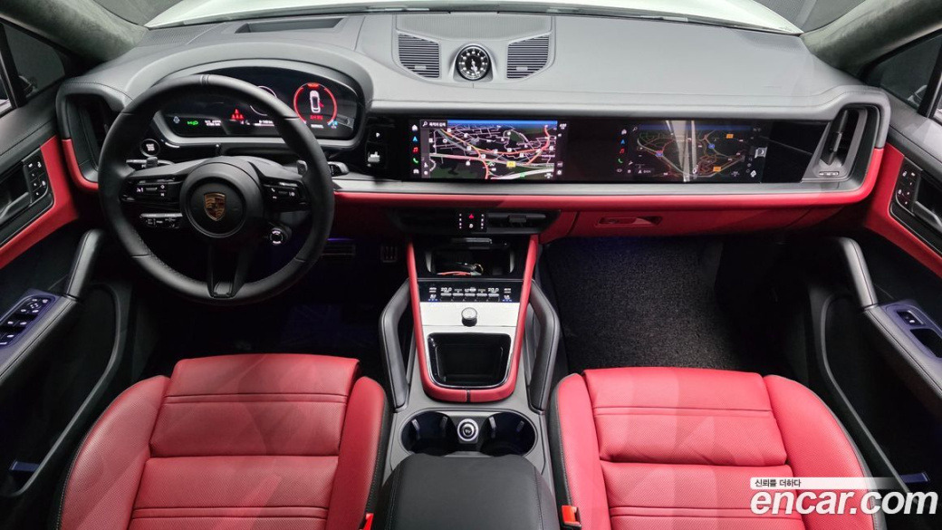 Porsche Cayenne 4.0 GTS Coupe, 2025