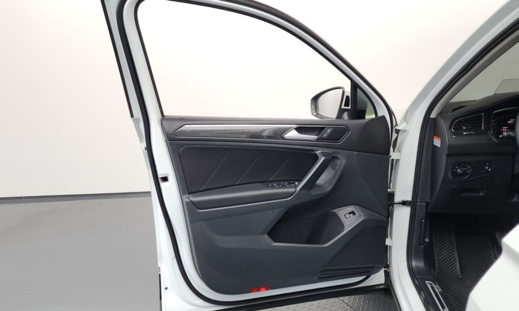 Volkswagen Tiguan 2.0 TDI Prestige, 2024