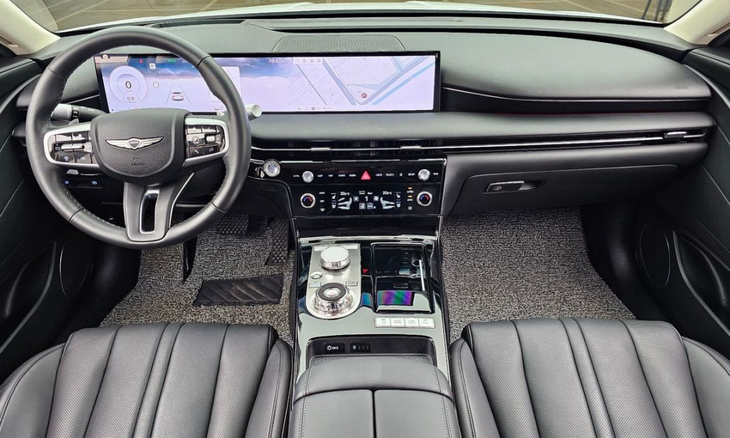 Genesis G80 Gasoline 2.5 Turbo 2WD, 2025
