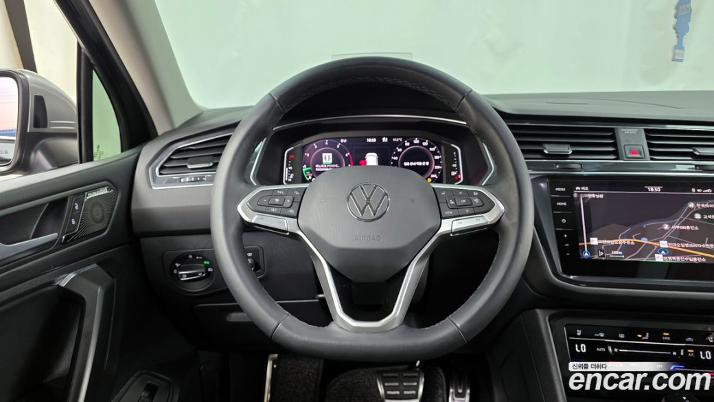 Volkswagen Tiguan 2.0 TSI Prestige, 2023
