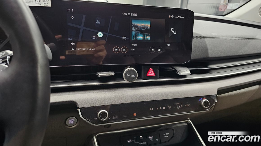 Kia Carnival 7-Seater Noblesse, 2025