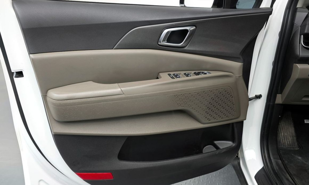 Kia Carnival 9-Seater Noblesse, 2024