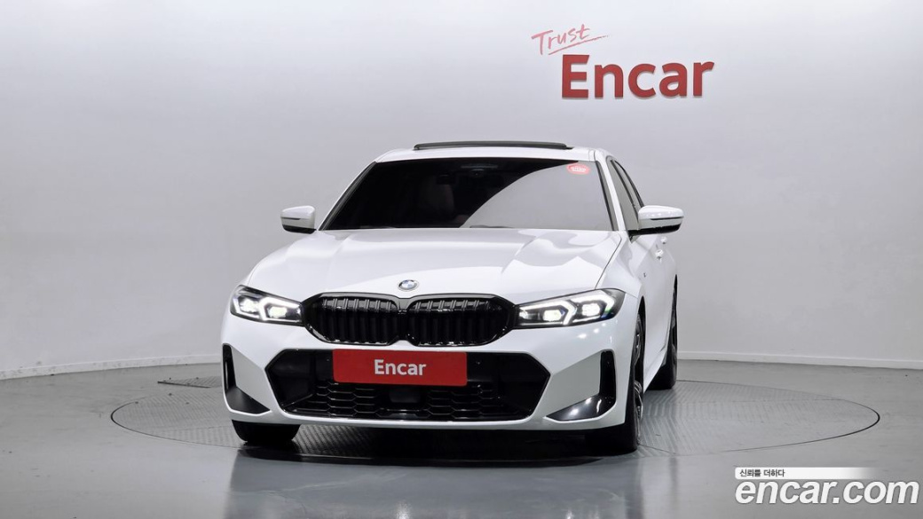 BMW 3-Series 320i M Sport, 2023