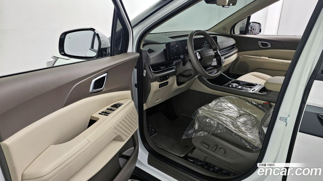 Kia Carnival 9-Seater Noblesse, 2025