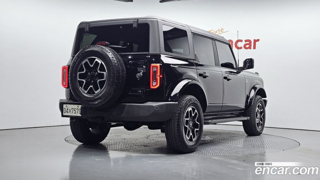 Ford Bronco 2.3 Outer Banks, 2024