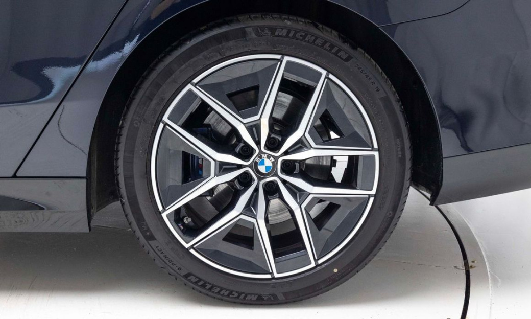 BMW 5-Series 520i M Sport, 2024