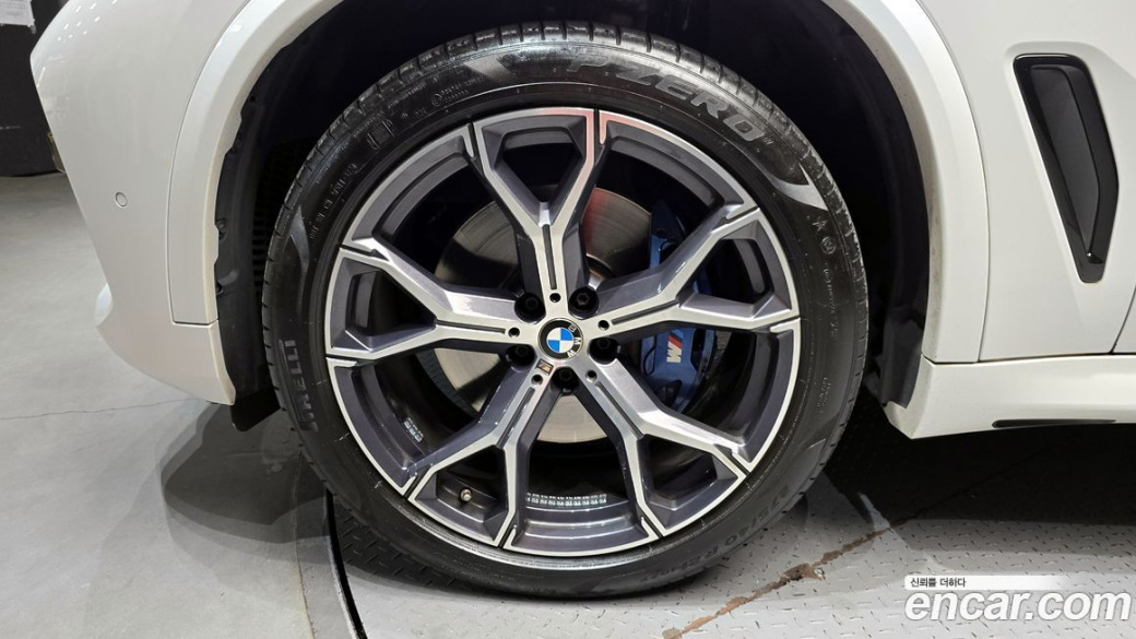 BMW X5 xDrive 30d M Sport, 2022