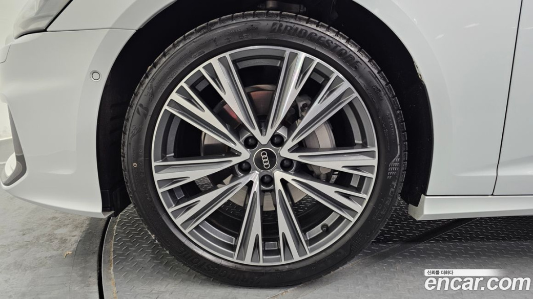 Audi A6 45 TFSI Quattro Premium, 2023