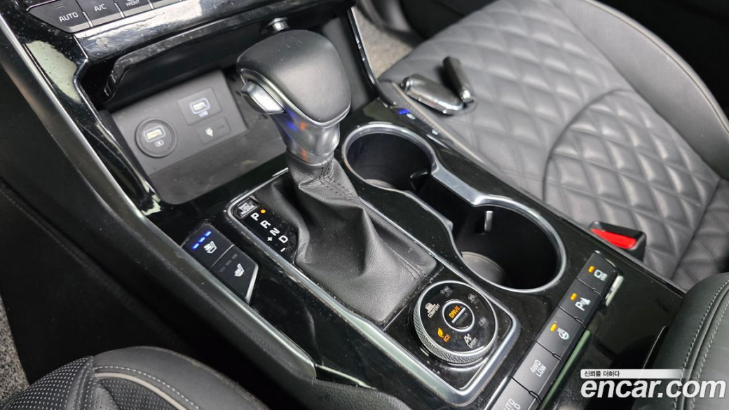 Kia Mohave Diesel 3.0 4WD 5-Seater, 2023