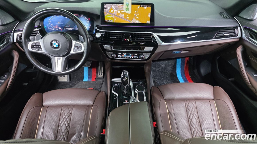 BMW 5-Series M550i xDrive, 2022