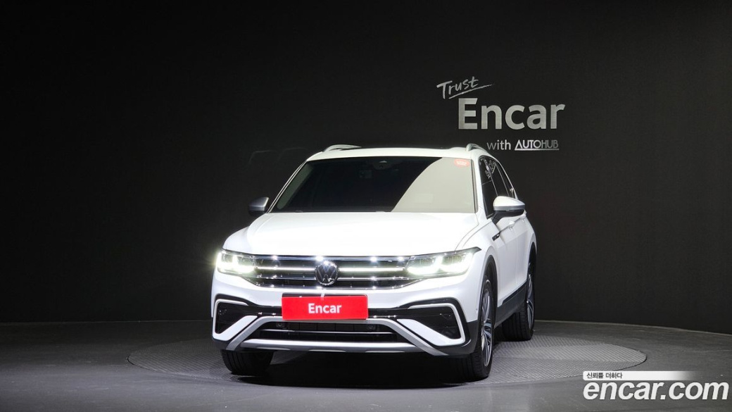 Volkswagen Tiguan 2.0 TSI Prestige, 2023