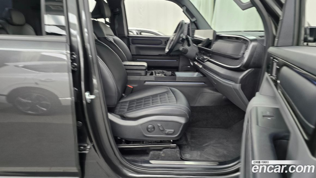 Kia Tasman 2.5T Gasoline 4WD, 2026