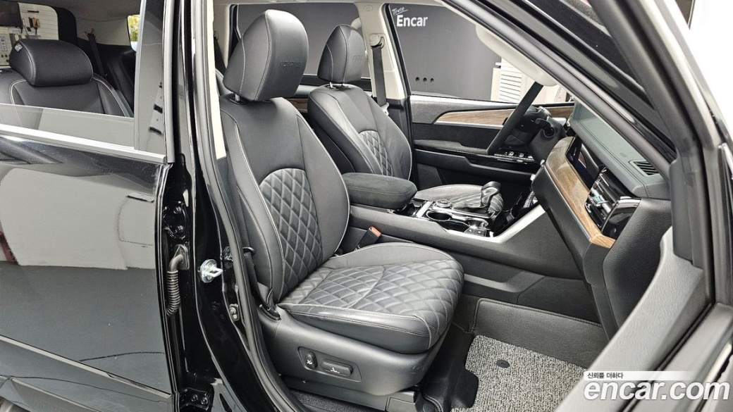 Kia Mohave Diesel 3.0 4WD 6-Seater, 2021