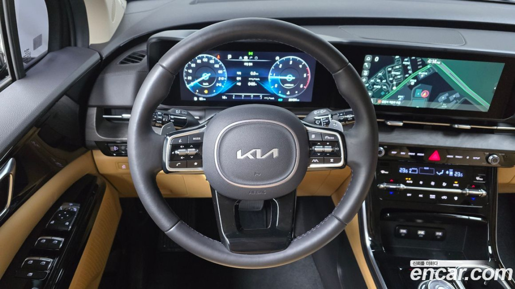 Kia Carnival 9-Seater Noblesse, 2023