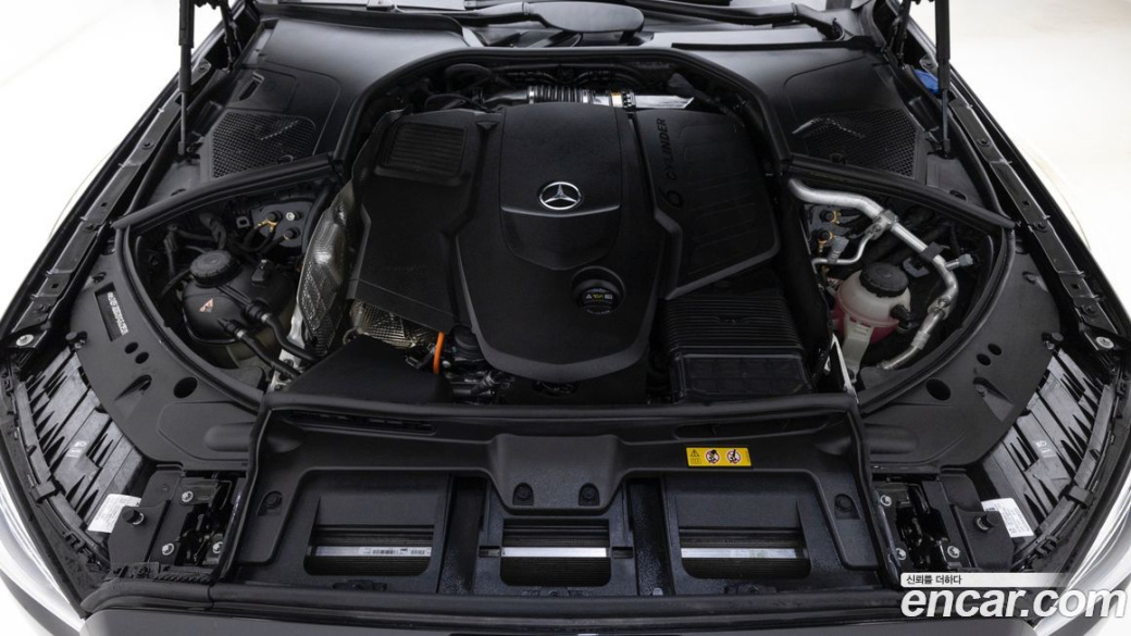 Mercedes-Benz S-Class S350 d 4MATIC, 2025