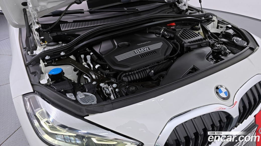 BMW 1-Series 120i Sports, 2024