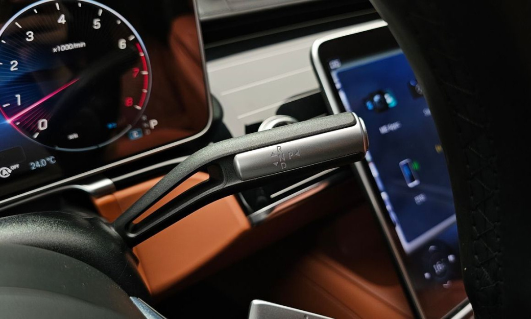 Mercedes-Benz S-Class Maybach S580 4MATIC, 2023