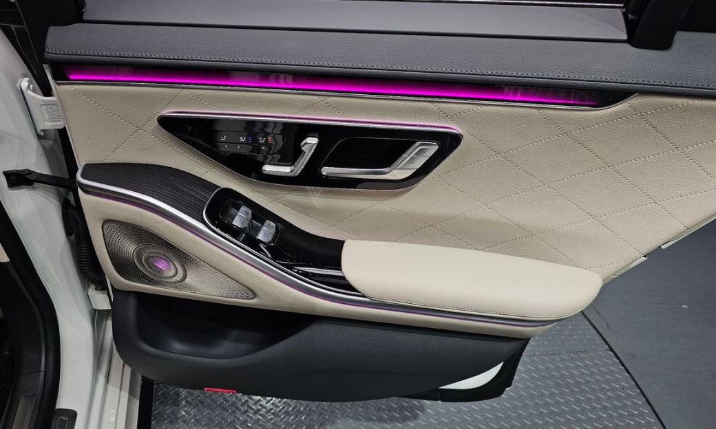 Mercedes-Benz S-Class S400 d 4MATIC, 2023