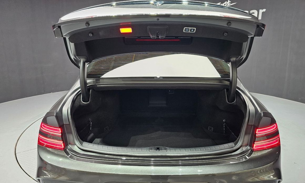 Genesis G80 Gasoline 2.5 Turbo AWD, 2025